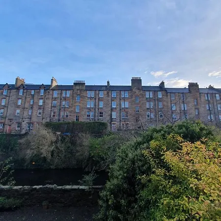 Apartment Cosy 1 Bedroom Flat With View Of Union Canal *