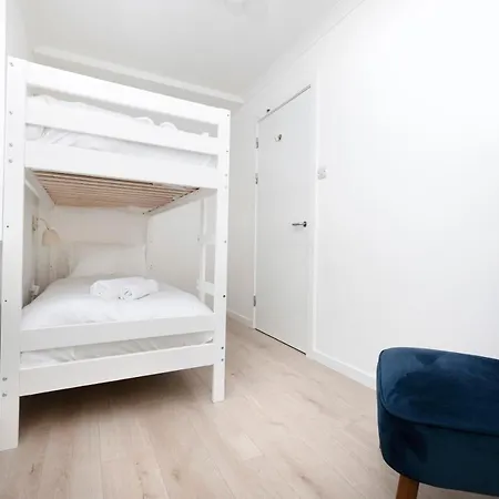 Altido Gorgeous Old Town Flat