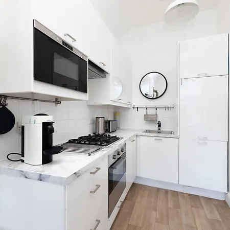 Joivy Bright And Modern Flat With Desk Apartmán