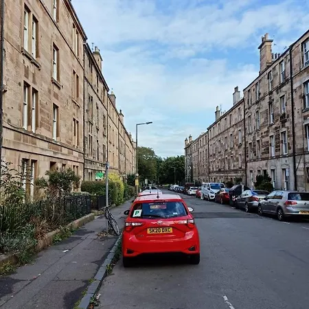 Centre Flat - Sleep Upto 4 Apartment