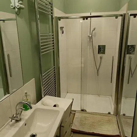 Apartment Centre Flat - Sleep Upto 4 Edinburgh