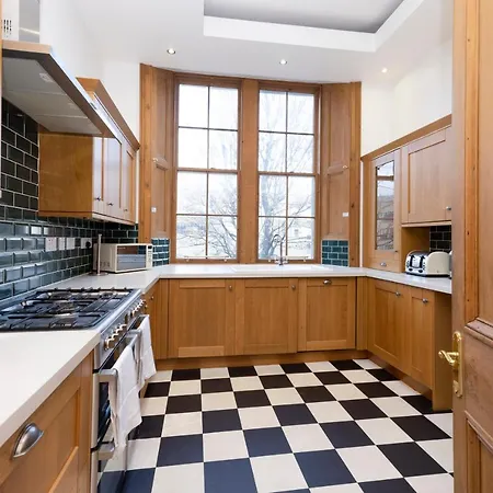 Joivy Spacious Near The Meadows Lejlighed