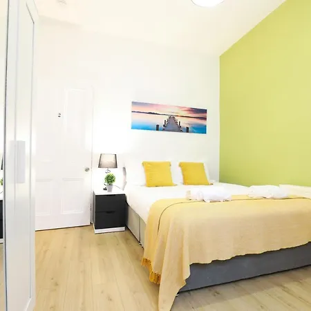 Gorgeous In Excellent Location - - Five Star Amenities *