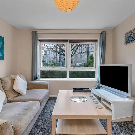 Apartment Edinburgh City Centre Aishia/Sakina Apartment Edinburgh