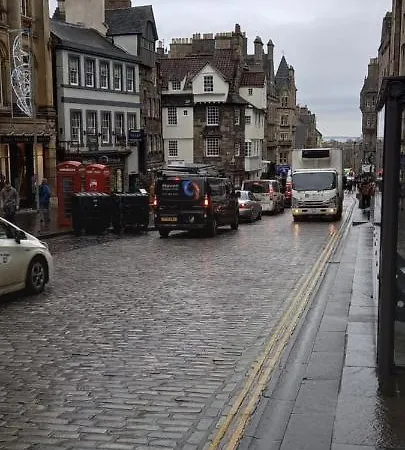 Flat Centre Of Town North Bridge Edimburgo