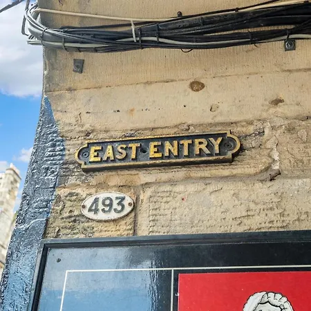 Apartment Unique 2 Bedroom Castle - Near Castle & Royal Mile Edinburgh