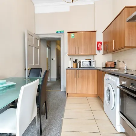 Unique 2 Bedroom Castle - Near Castle & Royal Mile Édimbourg