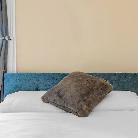 Apartment Centre Jasmine -sleeps 7