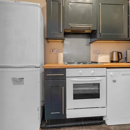 Centre Jasmine -sleeps 7