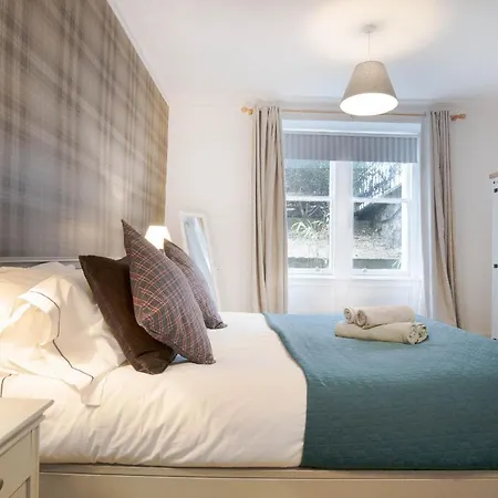 Апартаменты Special Basement Close To The Meadows Эдинбург