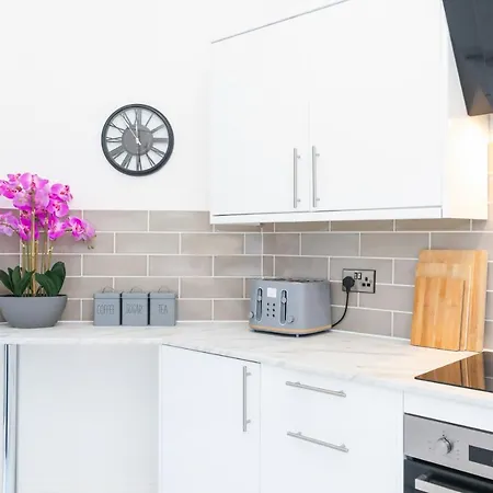 Stunning Modern 3 Bedroom