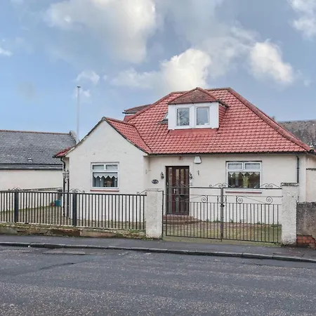 Beautiful 4 Bedroom - Ideal Location - Free Parking Edinburgh