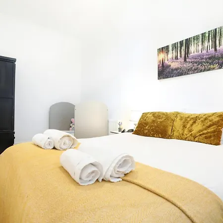 Affittacamere Gorgeous In Excellent Location - - Five Star Amenities *