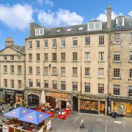 1 Bed Apartment, Royal Mile - Diamond Short Lets