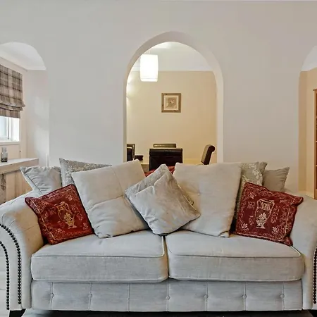 Appartement Elegant & Unique Getaway - Spacious 3 Bedroom, 2 Bathroom Centre - Free Allocated Parking. *