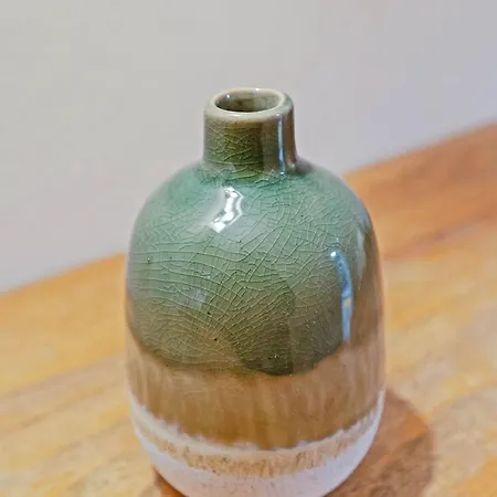 Elegant & Unique Getaway - Spacious 3 Bedroom, 2 Bathroom Centre - Free Allocated Parking. Apartment