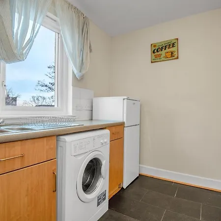 Apartment Center Coady Sleeps 5 Free Car Park Space Edinburgh