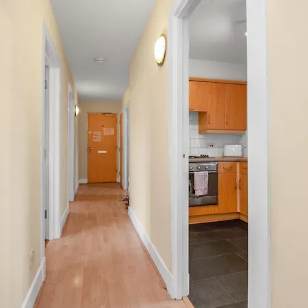 Apartamento Center Coady Sleeps 5 Free Car Park Space