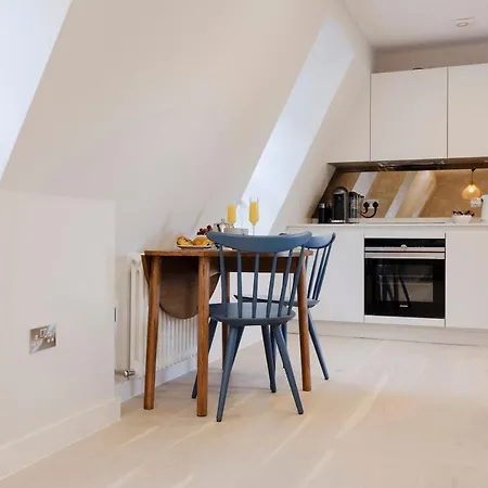 Joivy Tasteful On Rose South 에든버러