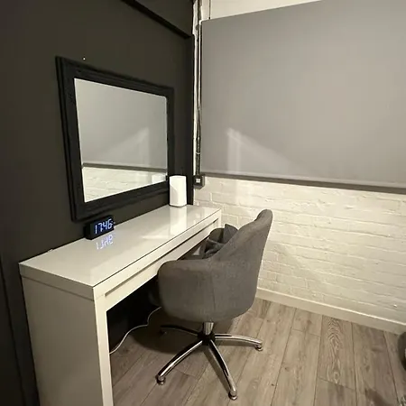 Appartement Central Spacious 1-bed In *