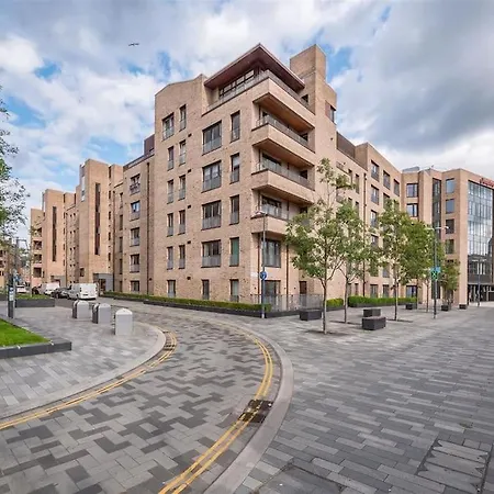 Modern, Centre 1 Bed, Ground Floor