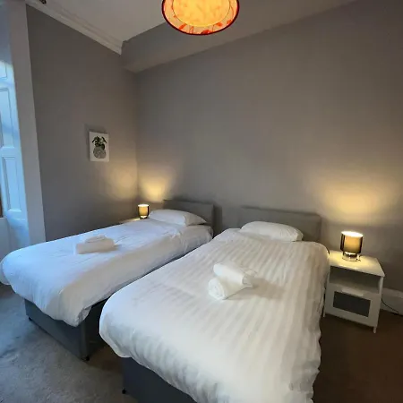 Bright 3 Bedroom Апартаменты Эдинбург
