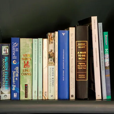 Rock House - Photographer's - Historic Gem In The Heart Of The