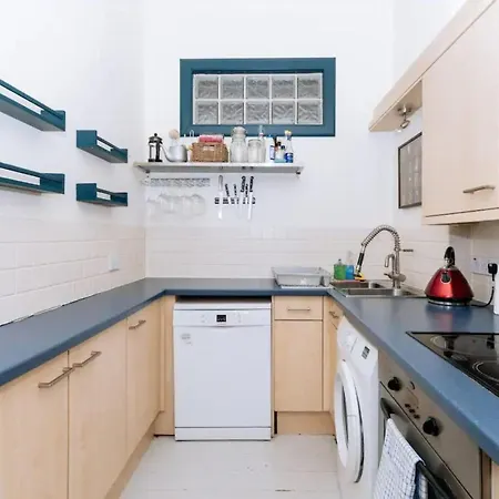 Charming 2 Bedroom Flat In Stockbridge * 爱丁堡