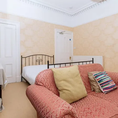 Spacious 4 Bedroom Near The Meadowsold Town 아파트 에든버러