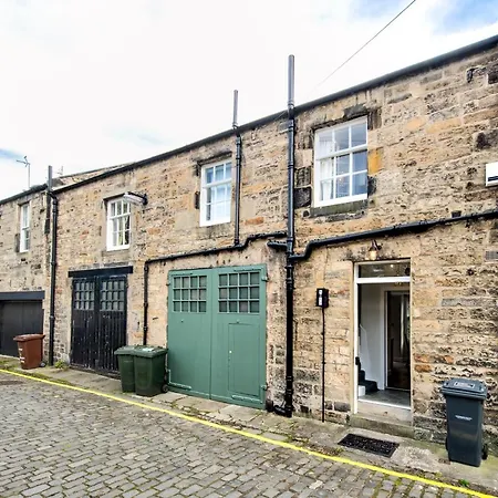 Sophisticated 3br With Garden, Quiet New Town Lane Apartment Edinburgh