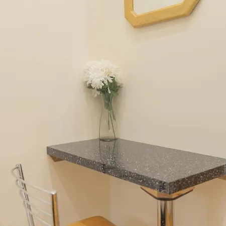 Lejlighed New 3-bedroom Close To Centre