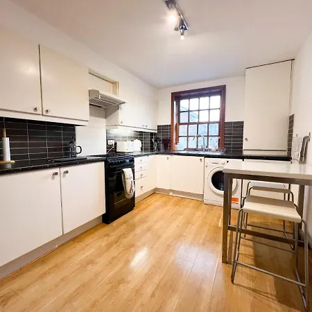 Apartmán Old Town 2br Flat Royal Mile Sleeps 5 *