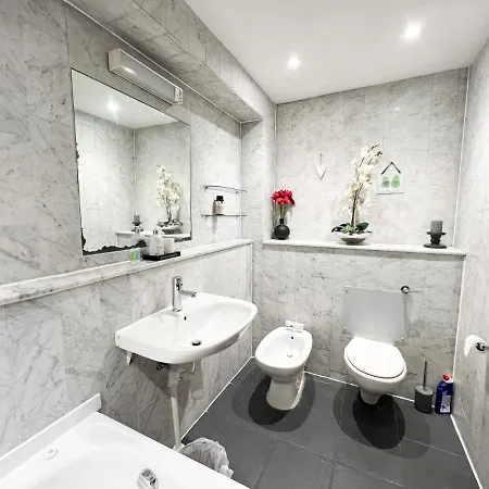 Old Town 2br Flat Royal Mile Sleeps 5 Apartment *
