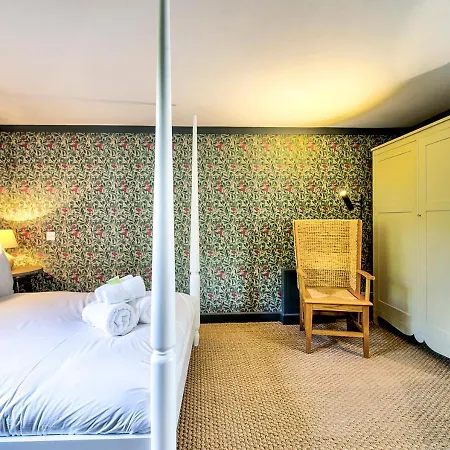 Rock House - Photographer's - Historic Gem In The Heart Of The