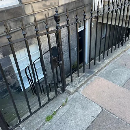 Super Castle Basement Lejlighed