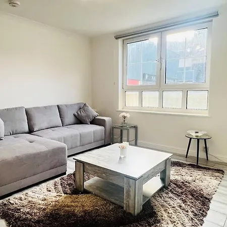 Superb 2 Bedroom With Free Parking Apartment Edinburgh