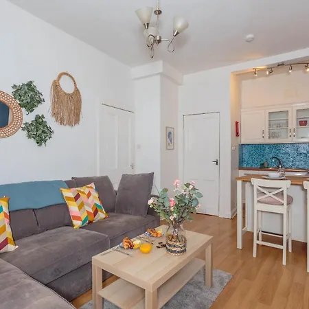Cute - 1bd Near Centre - Leith Walk Apartmán