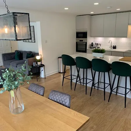 Lux 2 Bedroom Ground Floor *