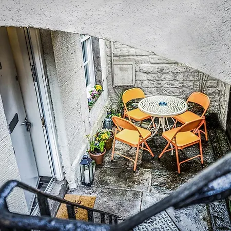 Guestready - Elegant Space Near Holyrood Park Apartment *