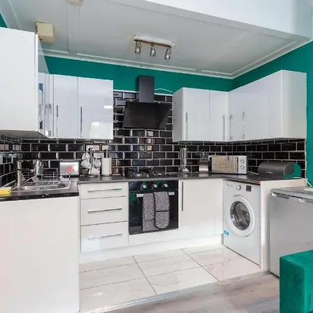 Beautiful Boutique Abode - Sleeps 4