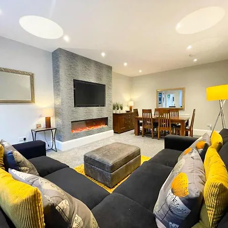 Appartement 2bed, Private Garden & Fireplace, Near Water Of Leith