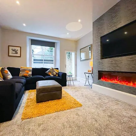 Lägenhet 2bed, Private Garden & Fireplace, Near Water Of Leith *