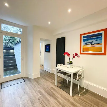 2bed, Private Garden & Fireplace, Near Water Of Leith Edinburg