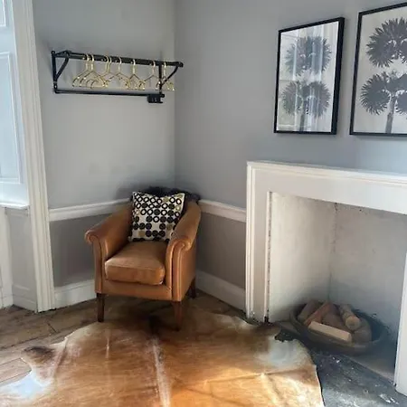 Georgian Townhouse In The Centre - Broughton Place Apartment