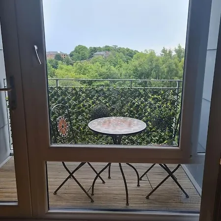 Lovely 1 Bedroom Near The Center