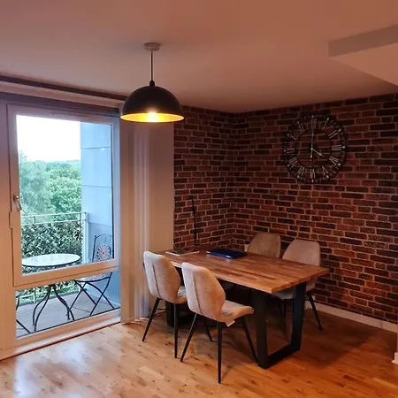 Lovely 1 Bedroom Near The Center Lägenhet *
