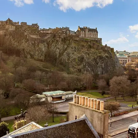 Exquisite & Lively With Fireplace & Panoramic Views Lejlighed