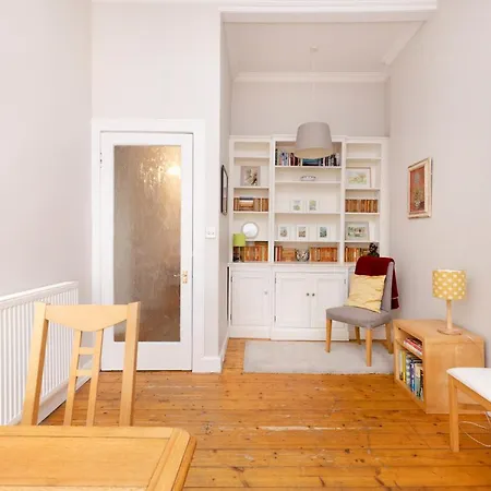Joivy 3-bed Meadows Flat Near Castle 公寓 *