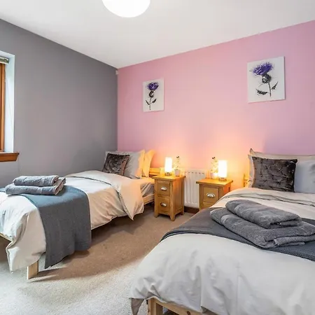Holiday home The Keep At Craigiehall Edinburgh