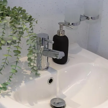 Spacious 3db -15 Minutes From Centre Edimburgo